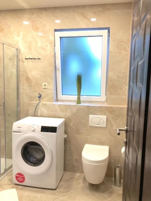 Apartman Bella Макарська Екстер'єр фото